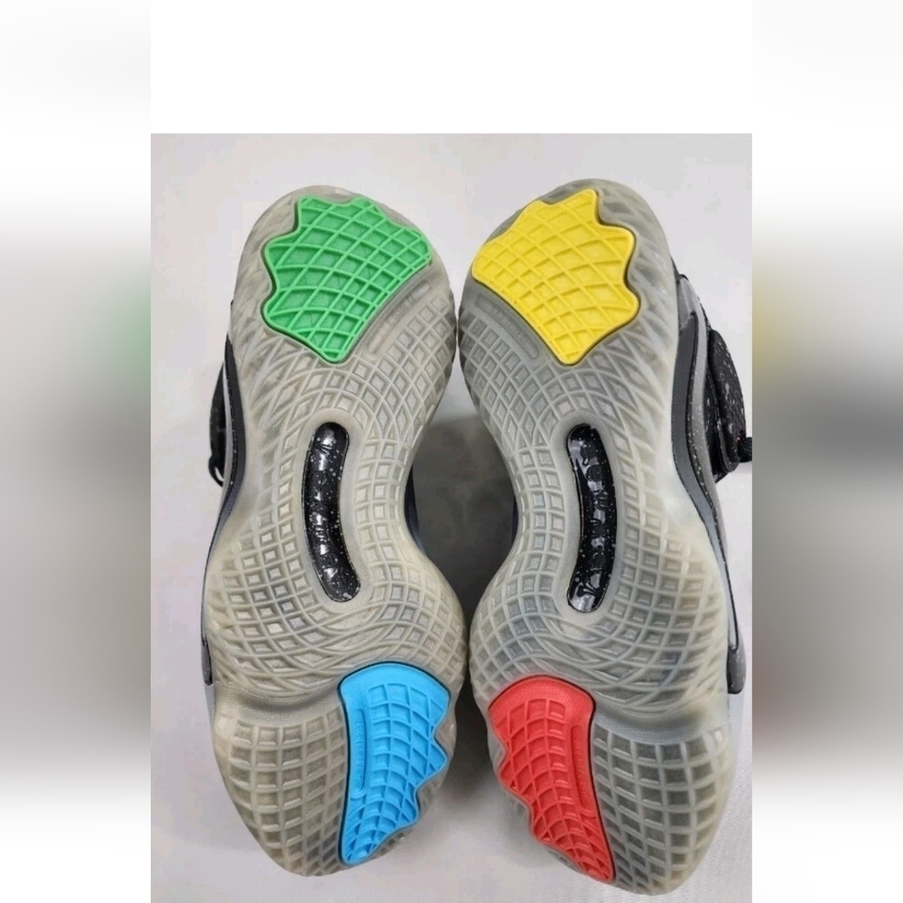 new Adidas men shoes XBOX sneakers GW3647 D.O.N Issue 3 GCA grey 9M / 10W $100 - Picture 4 of 4